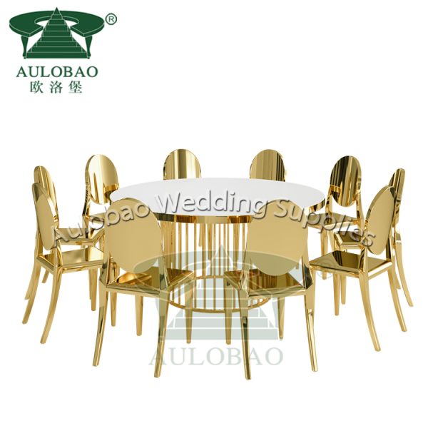 Round Banquet Tables