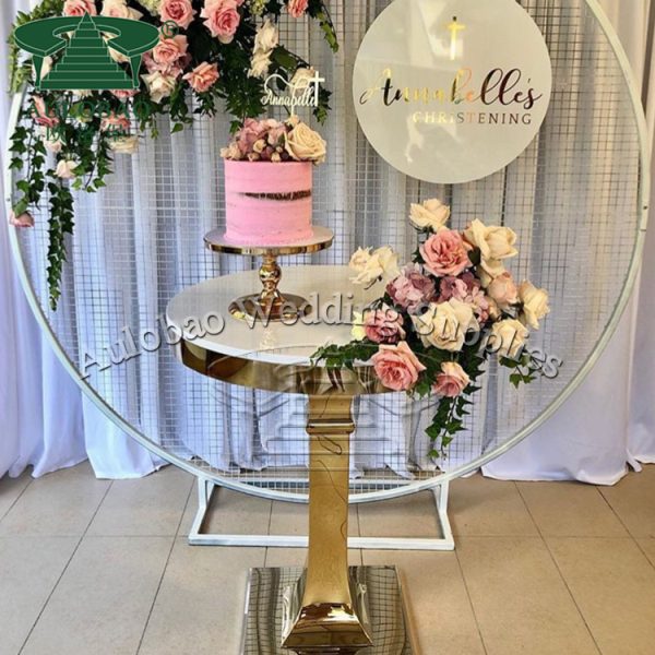 Gold Cake Table