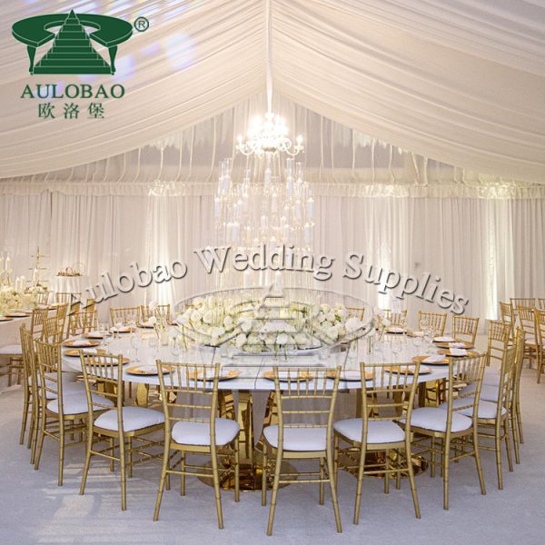 Serpentine Banquet Tables