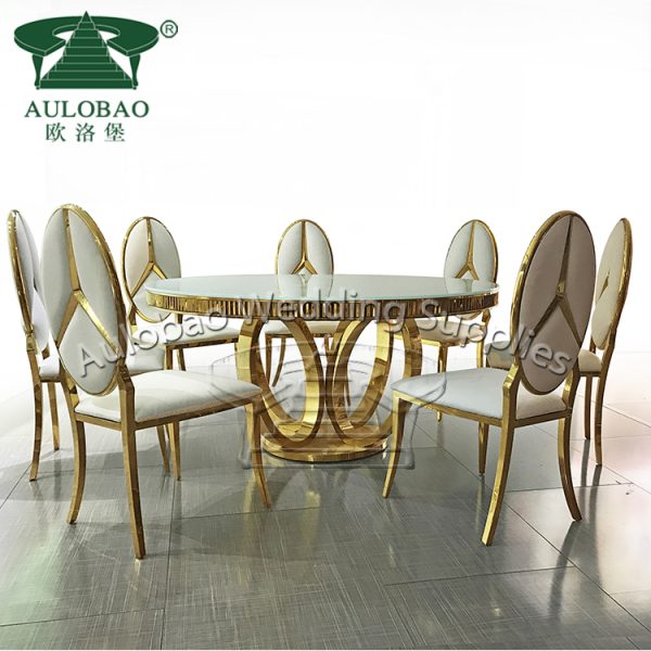 Round Dining Tables