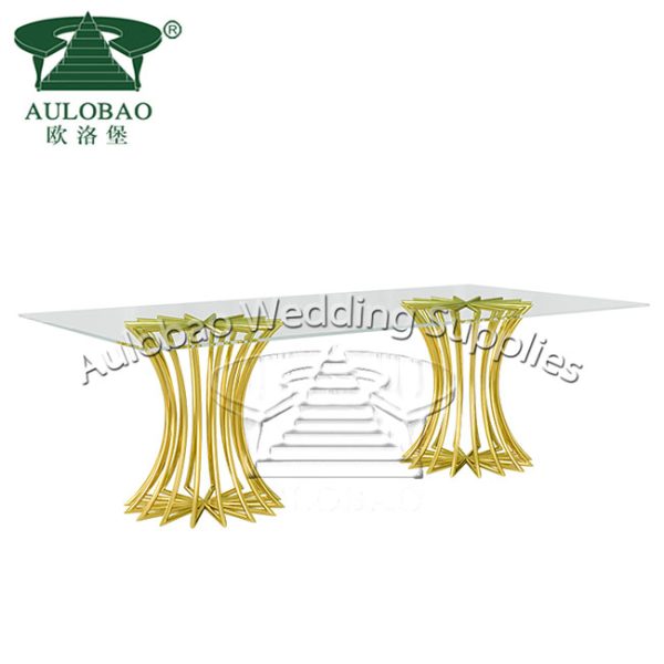 gold wedding table