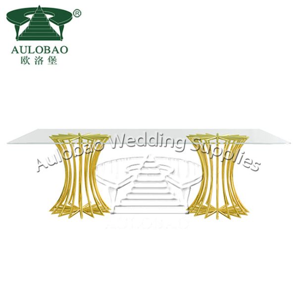 gold wedding table