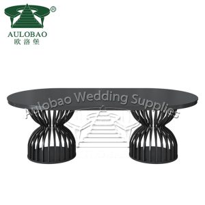 black wedding table