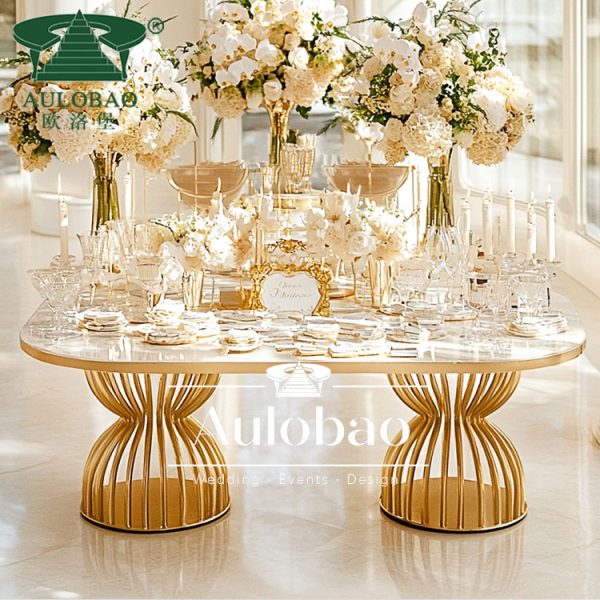 Gold Wedding Table