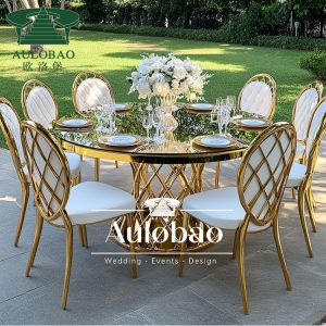 Exclusive Dining Table Set